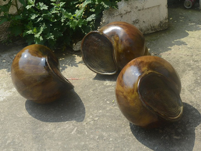 河流水域玻璃钢仿真田螺雕塑